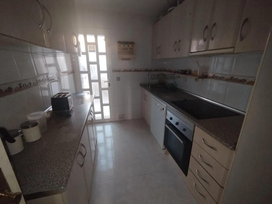 Venta de chalet adosado en Calle Pablo Picasso , Benijofar photo 4