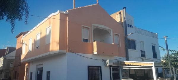 Chalet independiente en venta en Dolores, Dolores
photo 1