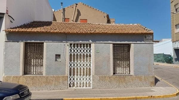 Independent chalet for sale in Calle Santiago Apòstol, Los Montesinos
photo 1