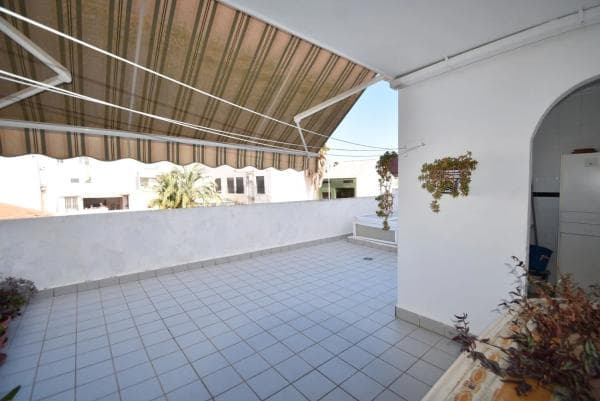 Chalet independiente en venta en Los Montesinos, Los Montesinos
thumbnail 2