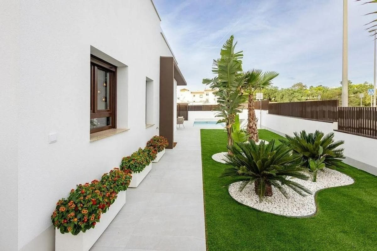 Venta de chalet independiente en Calle Melón, Orihuela
photo 2