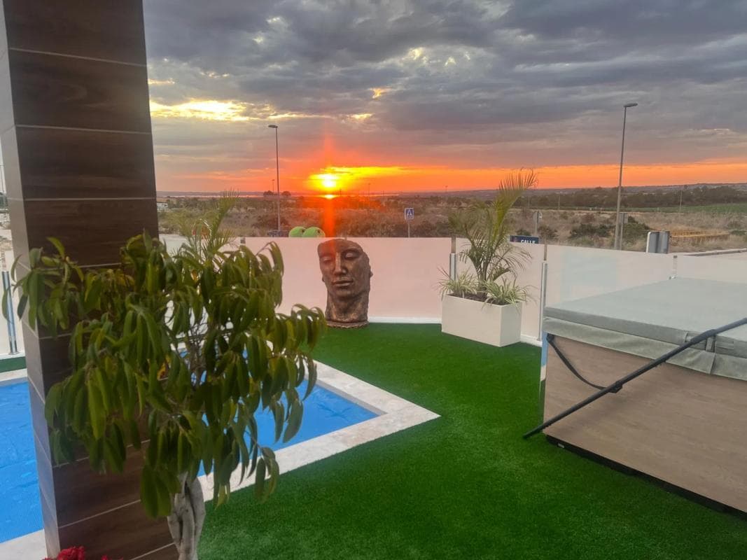 Venta de chalet independiente en Calle Mandarino, 17, Orihuela
photo 5