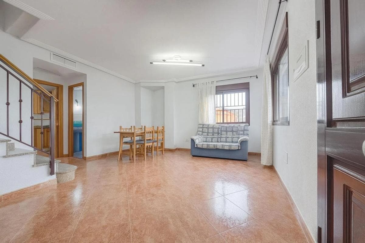 Venta de chalet independiente en Desamparados-Hurchillo-Torremendo, Orihuela
photo 3