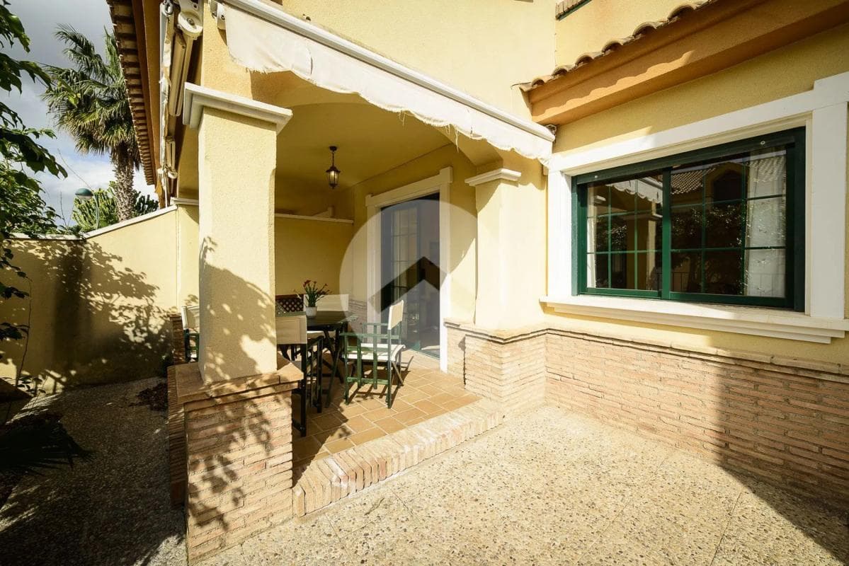 Venta de duplex en Calle Rube Darío Cmor, 2, Orihuela photo 3