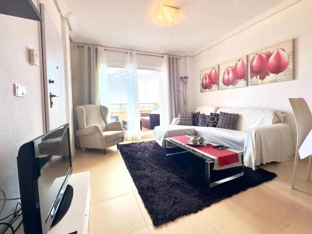 Venta de piso en Barrio Campoamor, Orihuela
photo 2