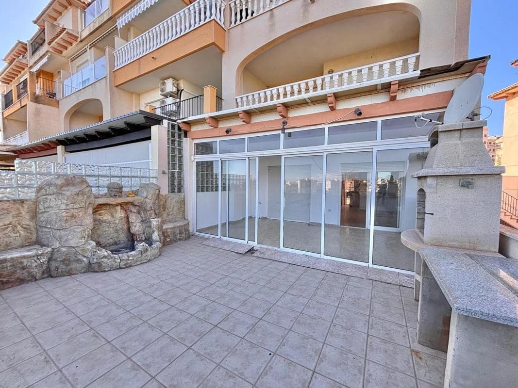 Venta de duplex en Calle Rube Darío Cmor, Orihuela photo 3