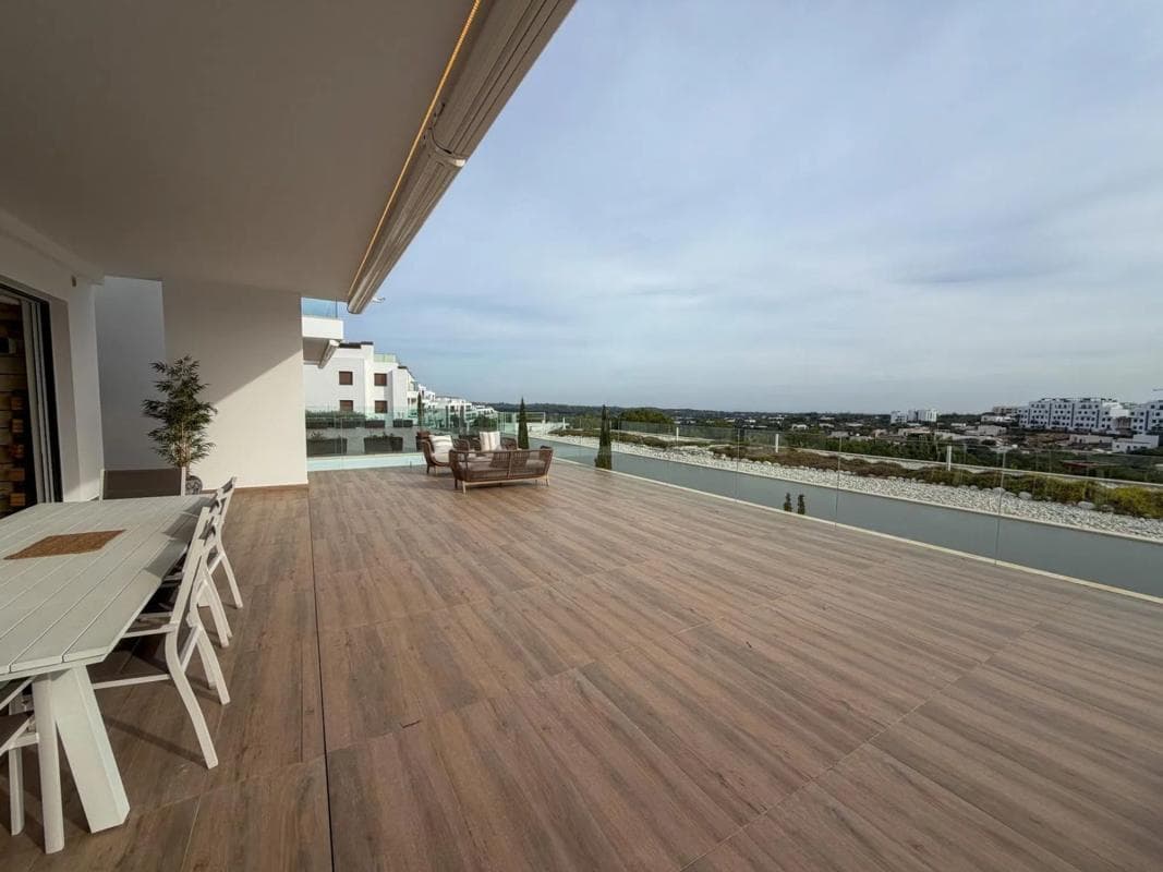 Venta de piso en Avenida de las Colinas, 16, Orihuela
photo 2
