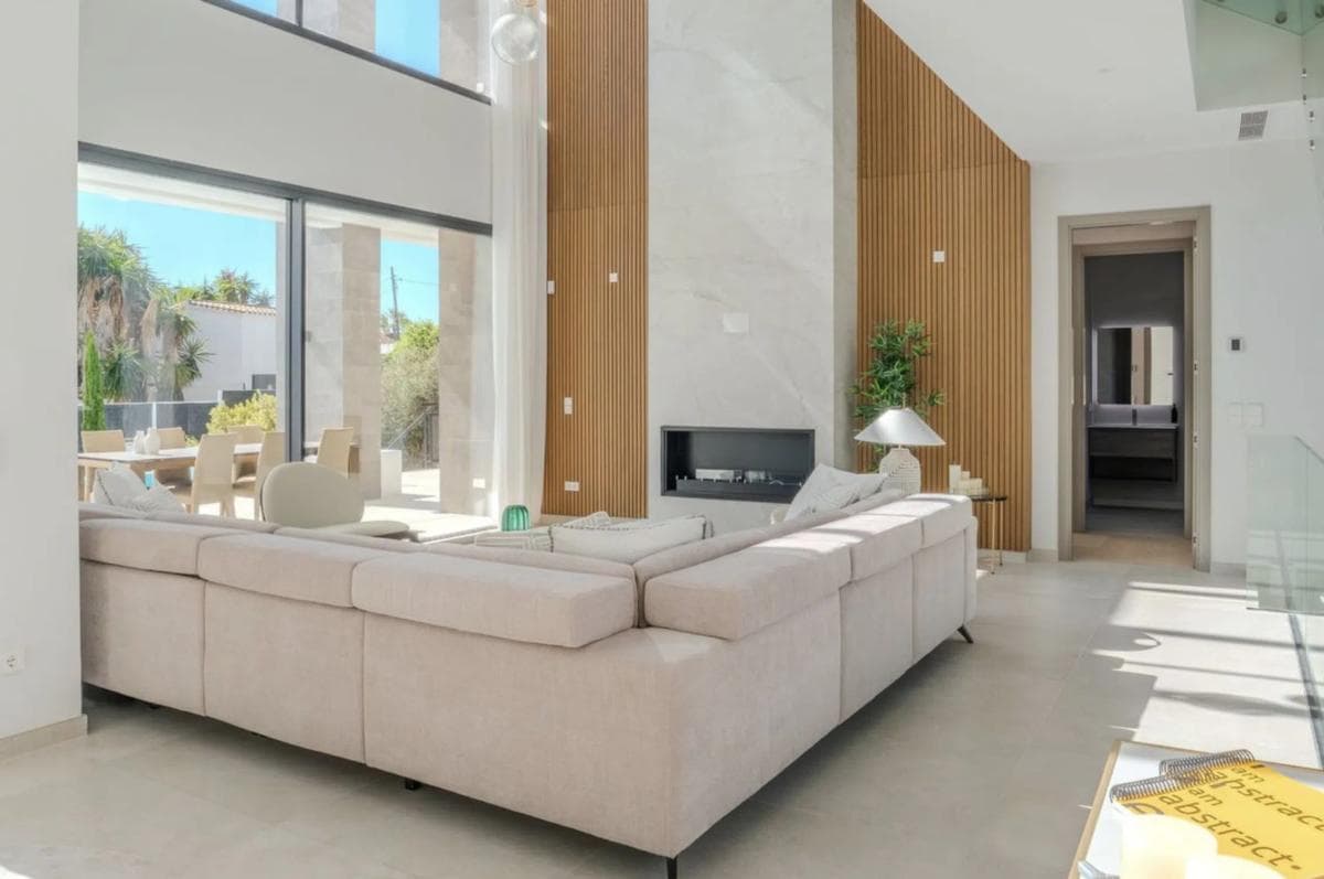 Sale of independent chalet in Barrio Marbesa, Marbella
photo 3