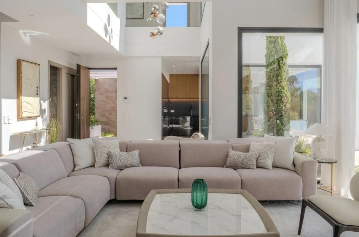 Sale of independent chalet in Barrio Marbesa, Marbella
photo 5