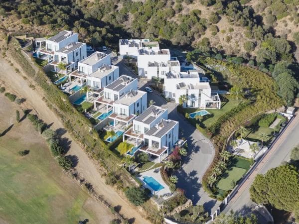 Independent chalet for sale in Avenida de los Acebos, 4, Marbella
thumbnail 1