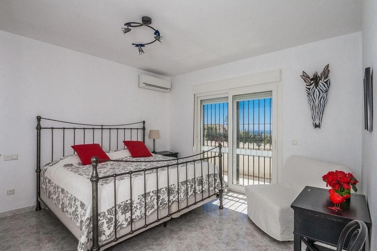 Venta de chalet independiente en Urbanización Marbesa, Marbella
photo 3