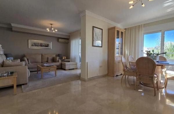 Duplex en venta en Cuesta Correa, Marbella photo 1
