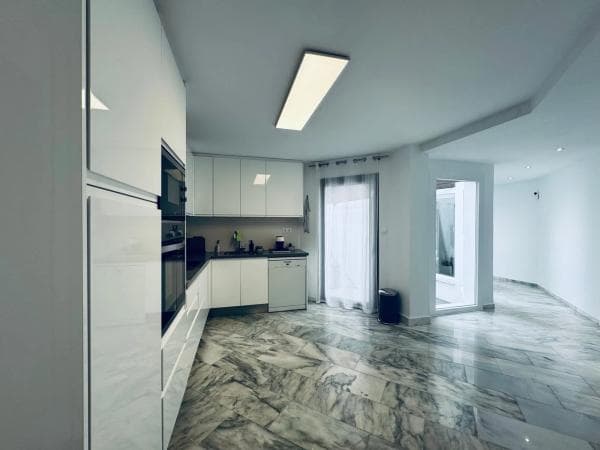 Duplex en venta en Calle Urbanizacion Real de Zaragoza, 13, Marbella thumbnail 1
