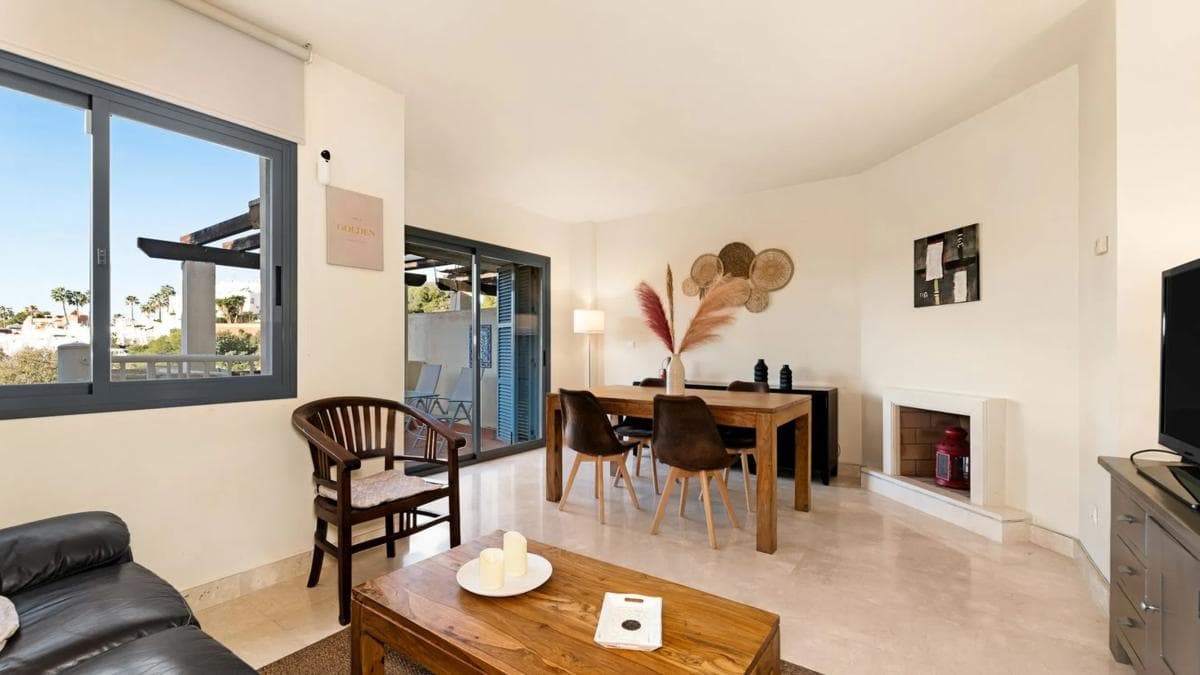 Venta de chalet adosado en CL ROMANA-UR ARTOLA ALTA , Marbella photo 2