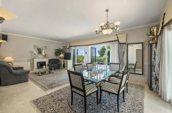 Chalet independiente en venta en Barrio Santa María, Marbella
thumbnail 2