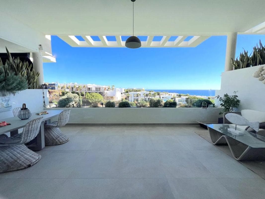 Venta de chalet adosado en Barrio Cabopino-Artola , Marbella photo 3