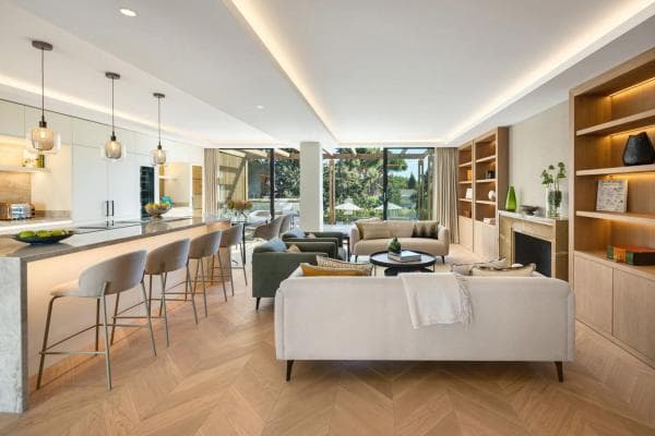 Chalet independiente en venta en Barrio Elviria, Marbella
thumbnail 1