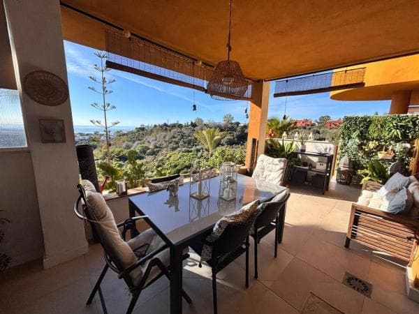 Apartment for sale in Avenida la Reserva de Marbella, 1, Marbella thumbnail 1