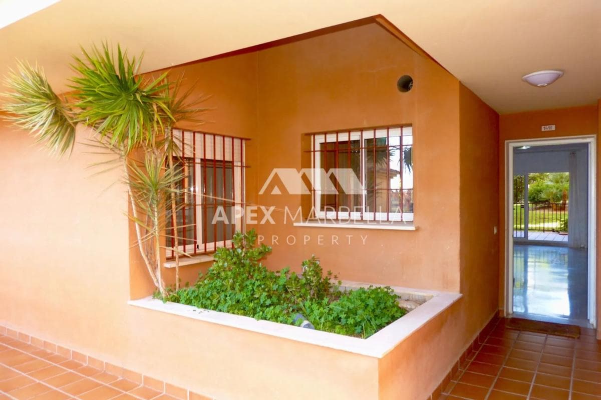 Sale of apartment in UR RESERVA 2 FASE, 3, Marbella
photo 2