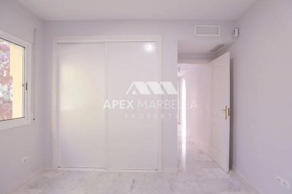 Ático en venta en UR RESERVA 2 FASE, 6, Marbella photo 1
