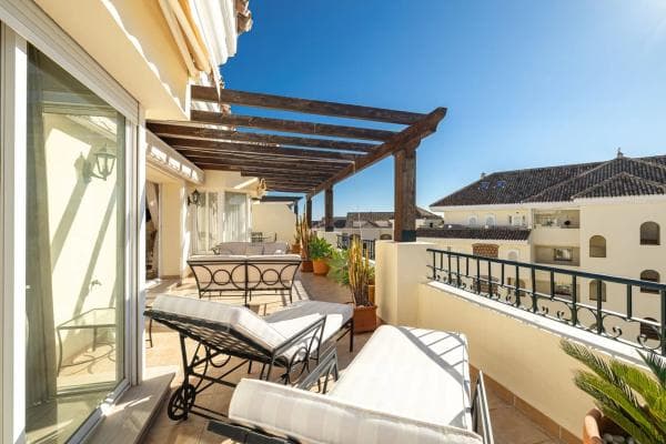 Ático en venta en Calle Tritón, Marbella photo 1