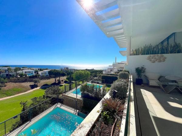 Chalet adosado en venta en Urbanización Marbellita , Marbella thumbnail 2
