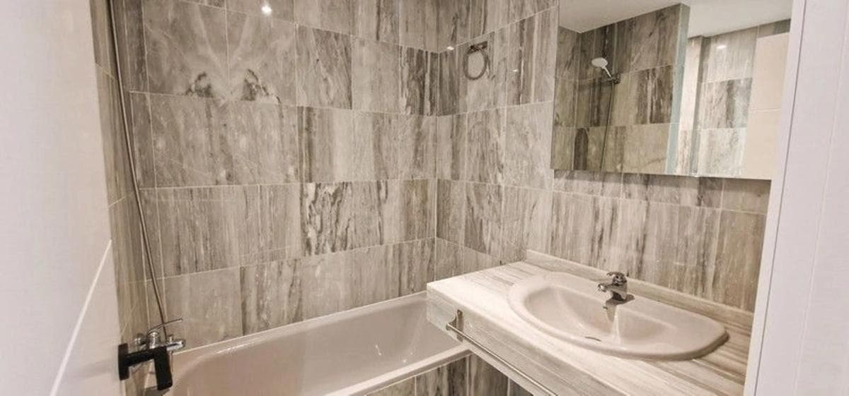 Sale of apartment in Urbanización Cabopino, Marbella
photo 5