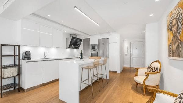 Piso en venta en AV ATOLON DE CORAL-COTO DOLO, Marbella
thumbnail 1