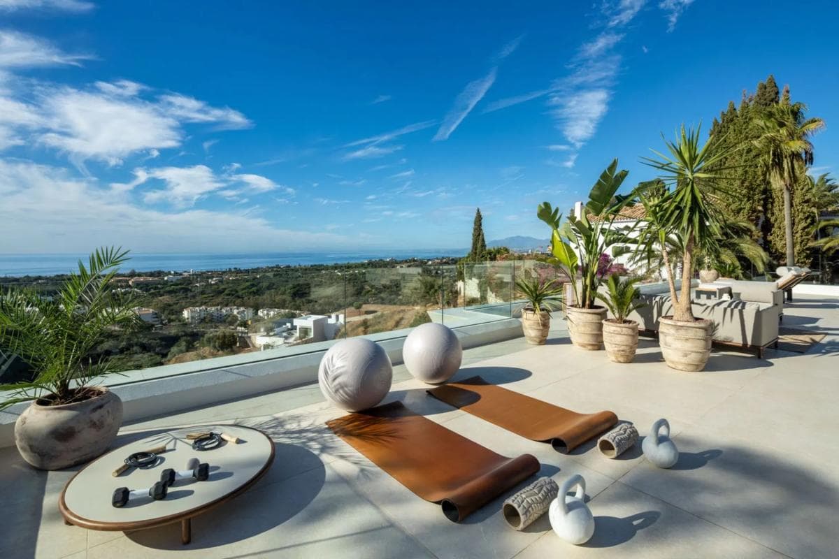Venta de chalet independiente en Calle Brezo, 6 -2, Marbella
photo 2