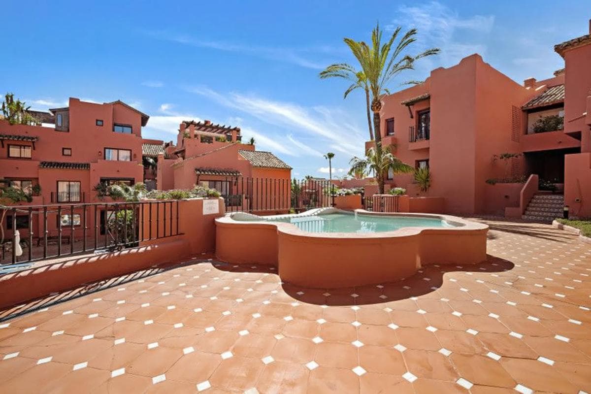 Venta de piso en Barrio Romana Playa, Marbella
photo 2