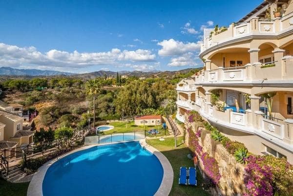 Piso en venta en Urbanización Elviria, 3, Marbella
thumbnail 1