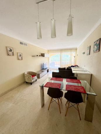 Piso en venta en Calle Hiedra s/n, Marbella
thumbnail 2