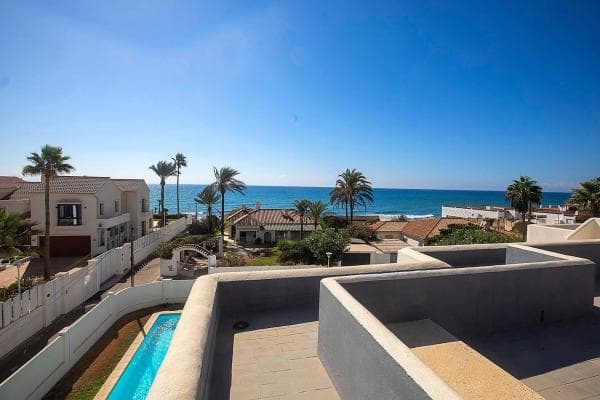 Independent chalet for sale in Barrio Marbesa, Marbella
photo 1
