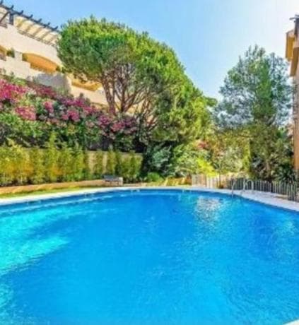Piso en venta en CL OCEANO UR RANCHO PARK, 6, Marbella
thumbnail 1