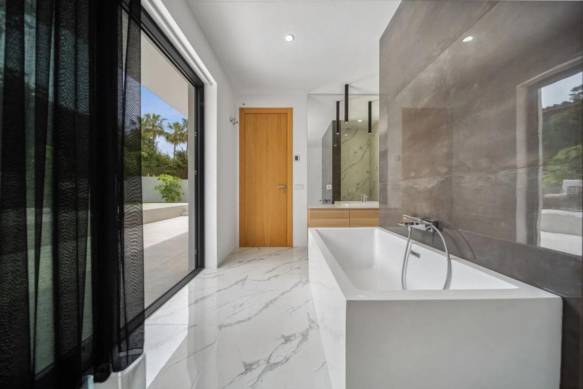Venta de chalet independiente en Urbanización Marbesa, 122, Marbella
photo 3