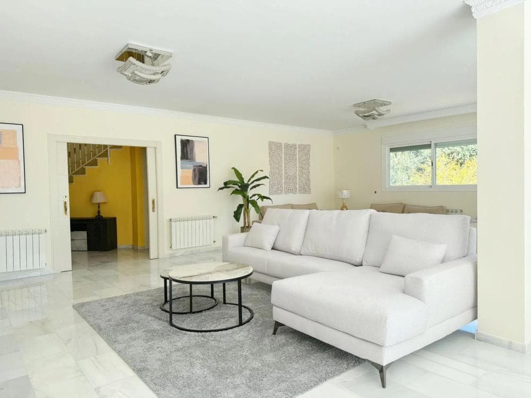 Sale of independent chalet in PS GOLF (DEL) (STA M GOLF), Marbella
photo 2