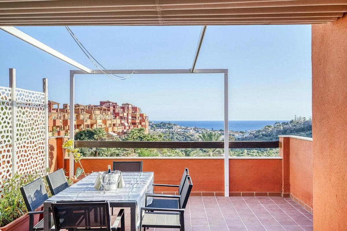 Venta de ático en Urbanizacion Reserva 2 Fase, 34, Marbella photo 3