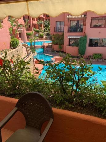 Piso en venta en Avenida Concha Nácar, 4, Marbella
thumbnail 1