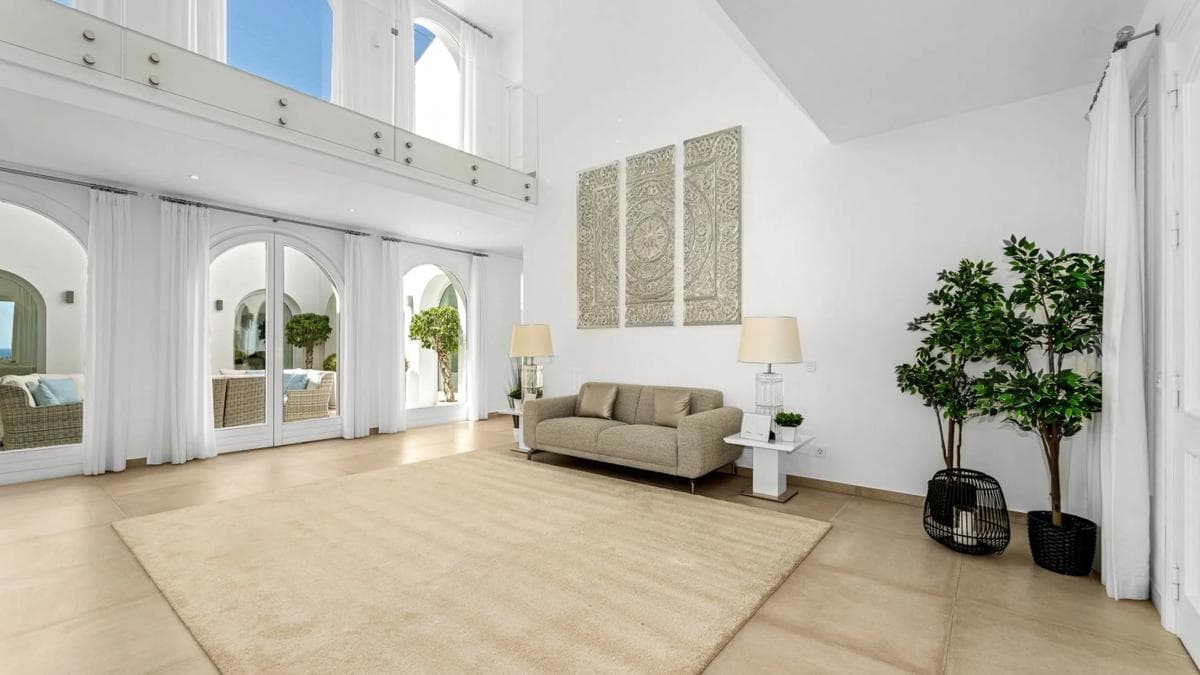 Venta de chalet independiente en AV 14-UR HACIENDA LAS CHAPAS, Marbella
photo 3