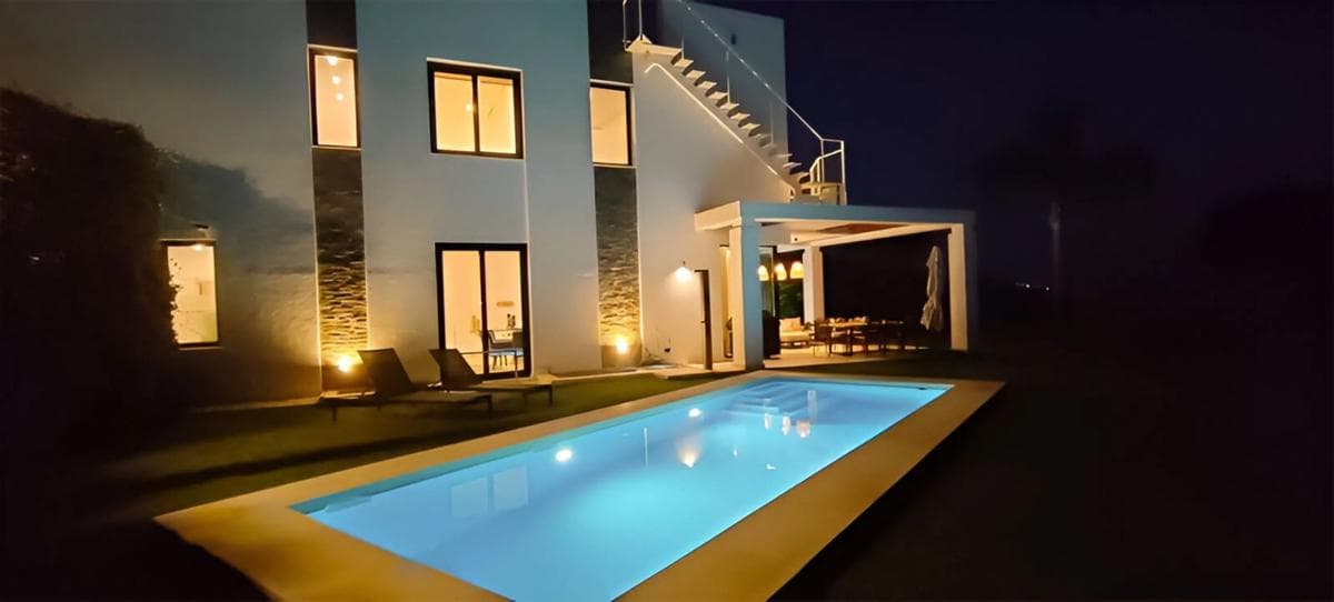 Properties for sale and rent in Spain photo 4