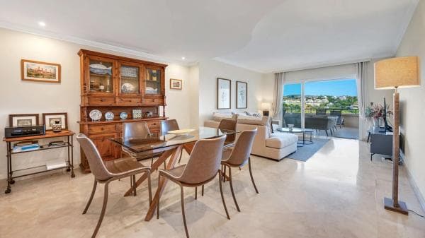 Piso en venta en Calle D-9L, Marbella
thumbnail 1