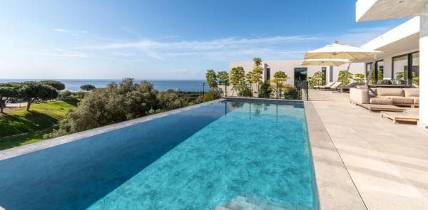 Chalet independiente en venta en Calle Manzanilla, 23, Marbella
thumbnail 1