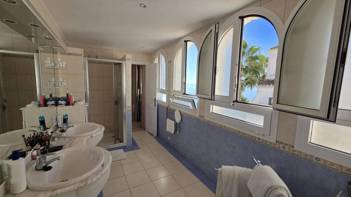 Venta de duplex en Barrio Marbesa, Marbella photo 3