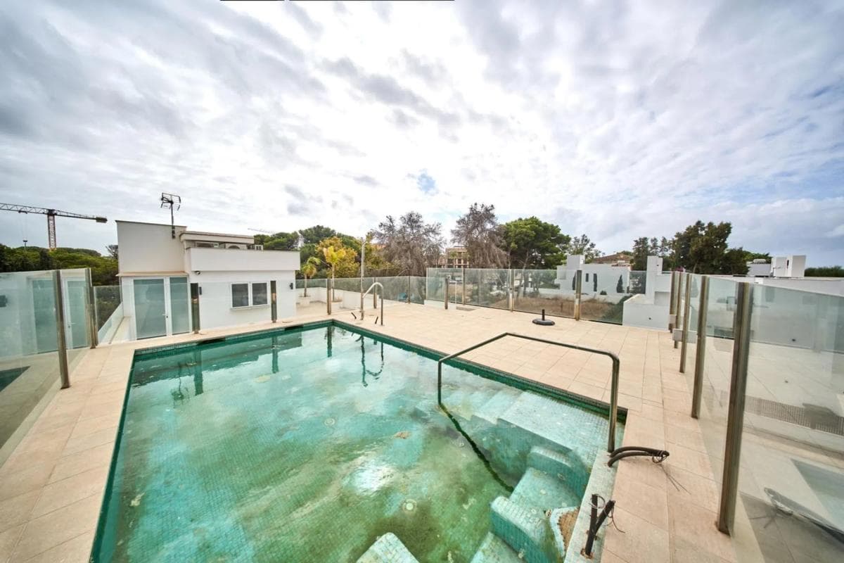 Venta de chalet independiente en Calle Orotava, Marbella
photo 4