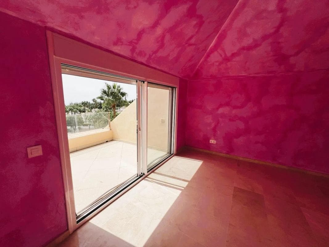 Venta de duplex en Calle D-9K, 1, Marbella photo 4