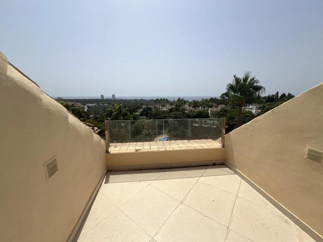 Venta de duplex en Calle D-9K, 1, Marbella photo 5