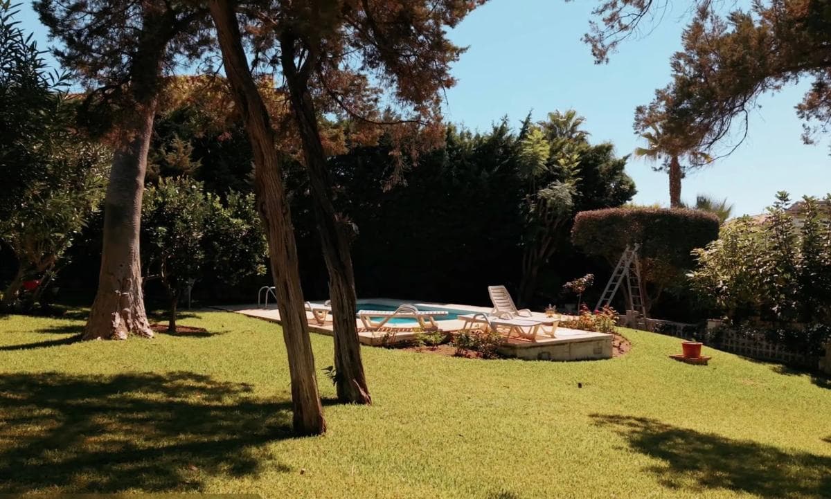 Venta de chalet independiente en Barrio Marbesa, Marbella
photo 3