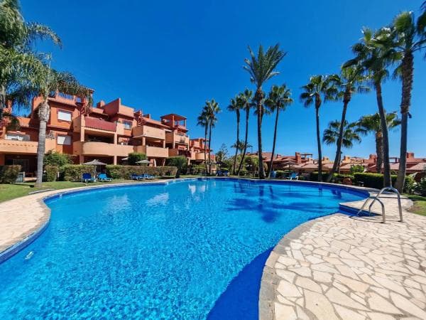 Piso en venta en Barrio Reserva de Marbella, Marbella
photo 1