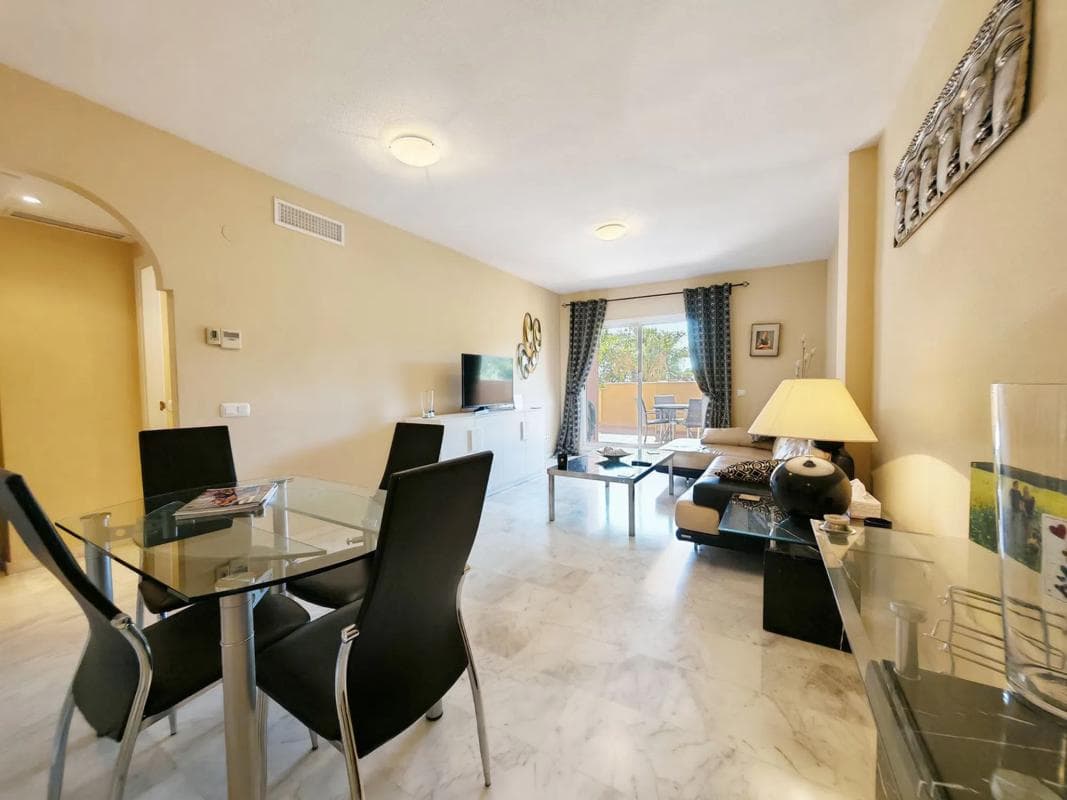 Venta de piso en Barrio Reserva de Marbella, Marbella
photo 3