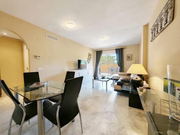 Piso en venta en Barrio Reserva de Marbella, Marbella
thumbnail 2